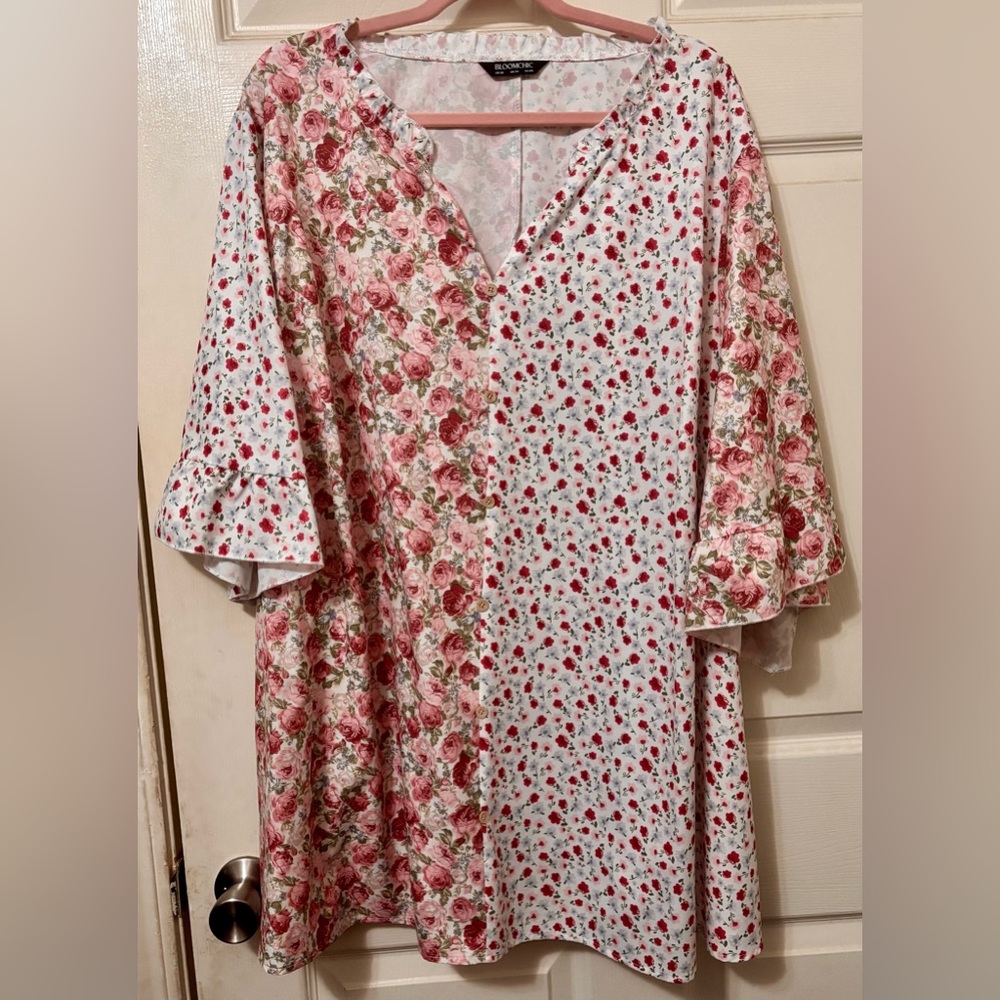 🌸 BloomChic Pink Alternating Floral Prints Top